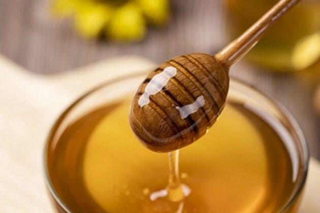 How much raw honey per day I can eat? How much Honey is safe to eat?